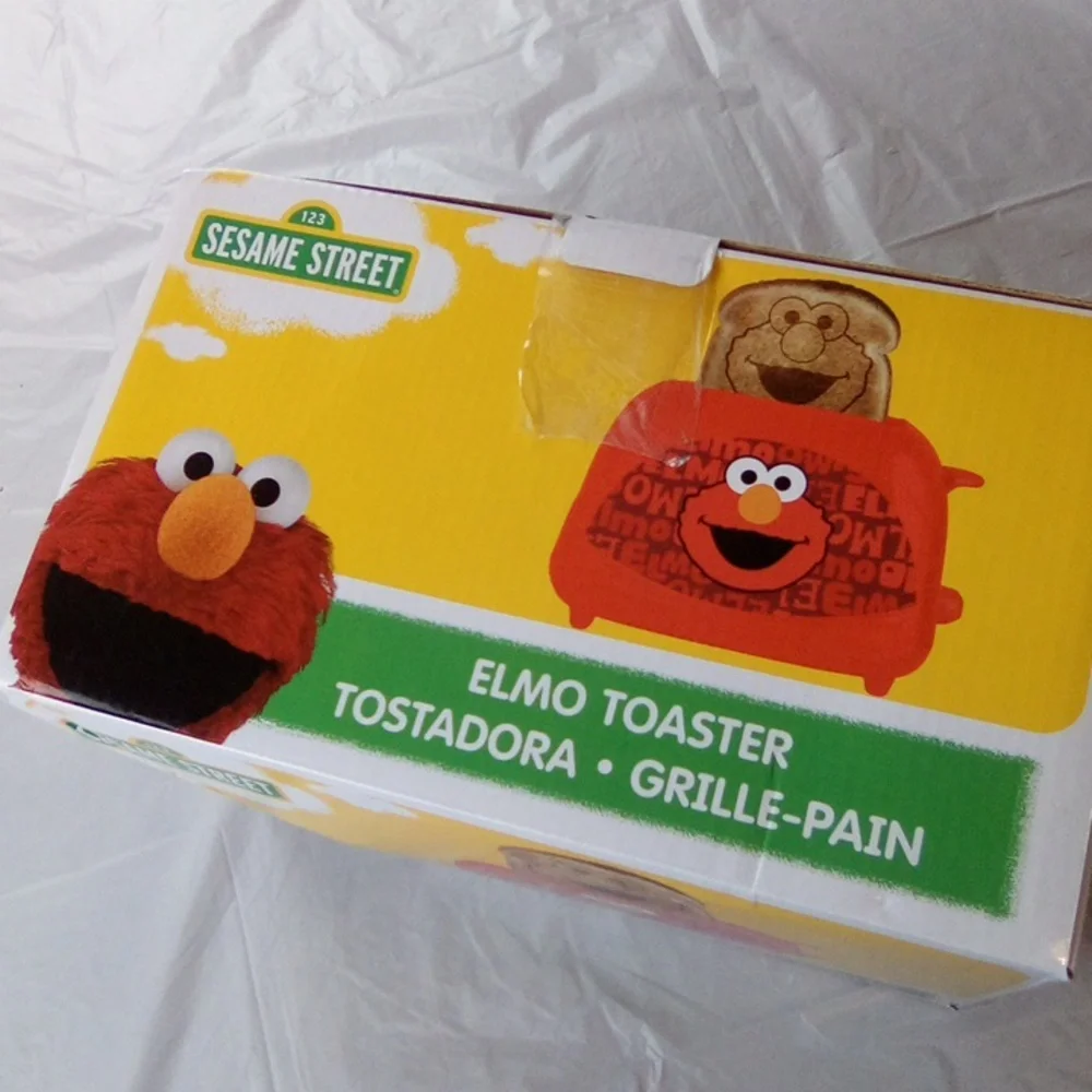 SESAME STREET TOASTER NEW